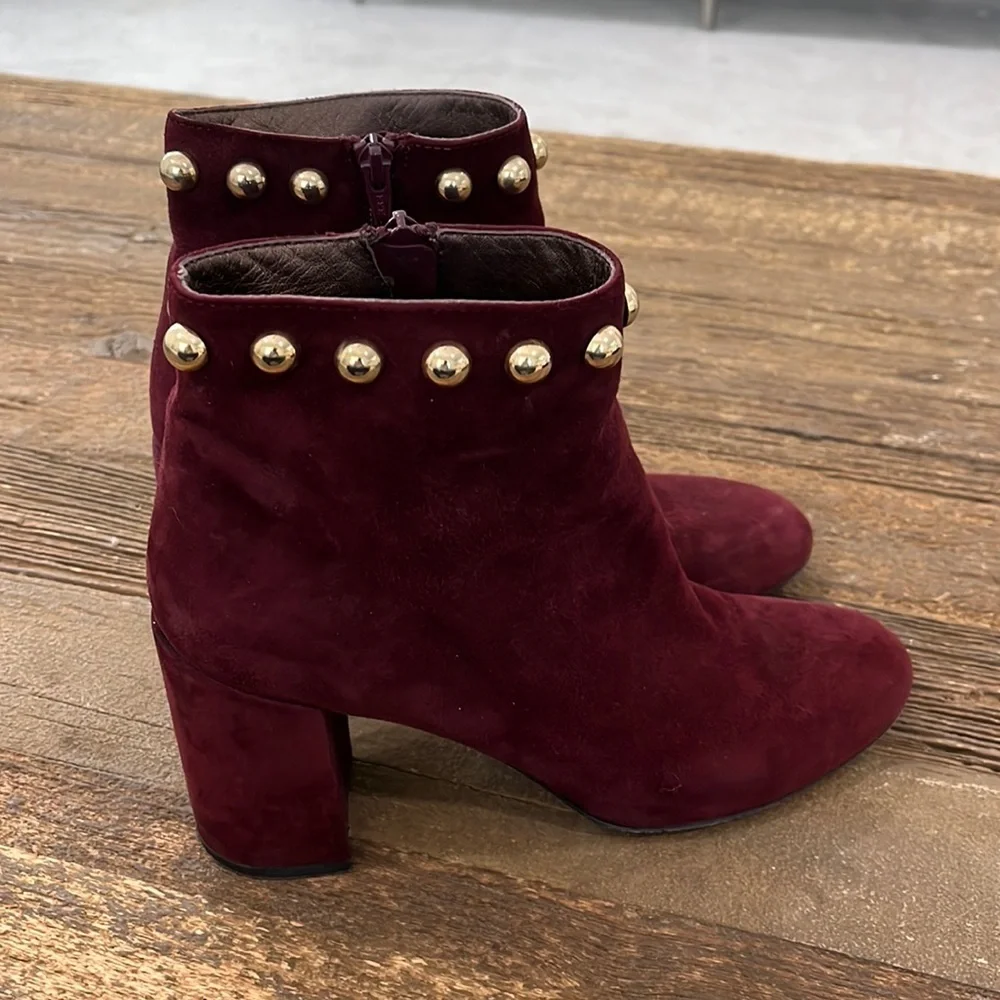 AGL Attilio Giusti Leombruni Suede Ankle Boots